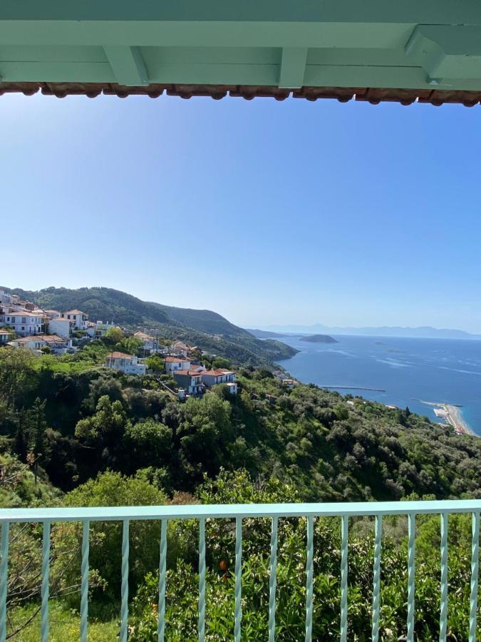 The Balcony Villa Glossa Eksteriør bilde