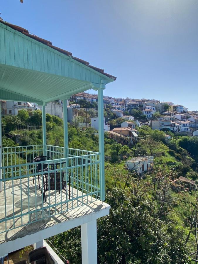 The Balcony Villa Glossa Eksteriør bilde